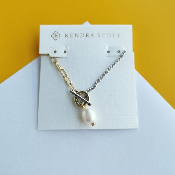 Kendra Scott Jewelry - Leighton Convertible Mixed Metal White Pearl Chain Necklace by Kendra Scott